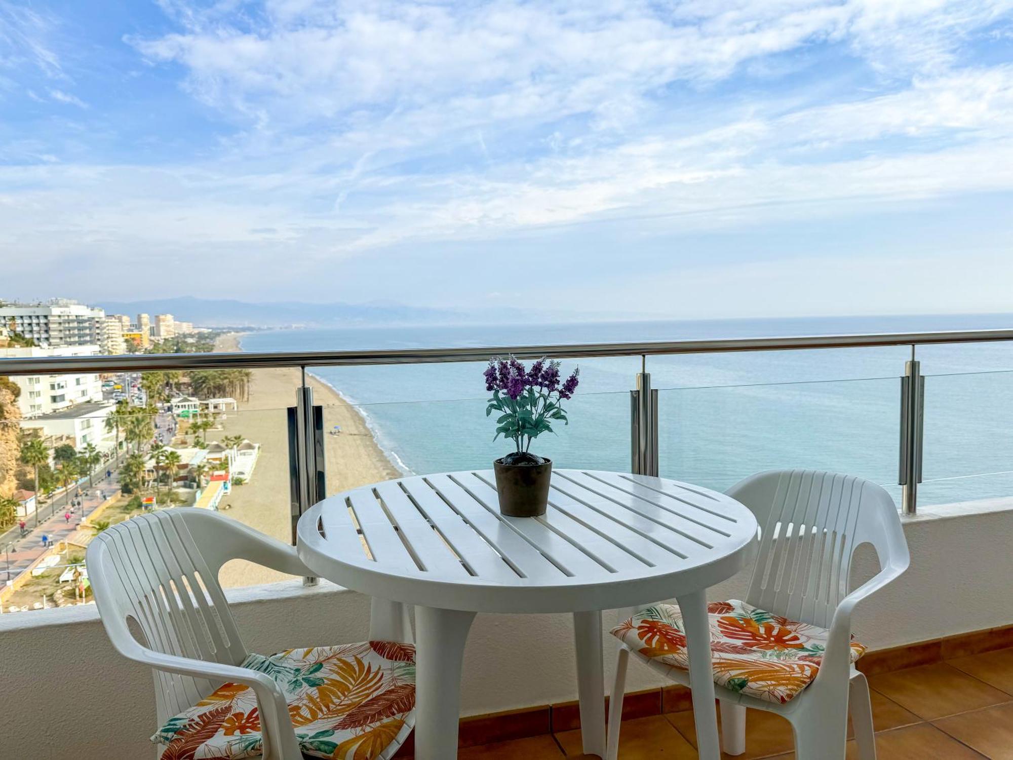 Spectacular Sea Views Torremolinos Apartment Luaran gambar